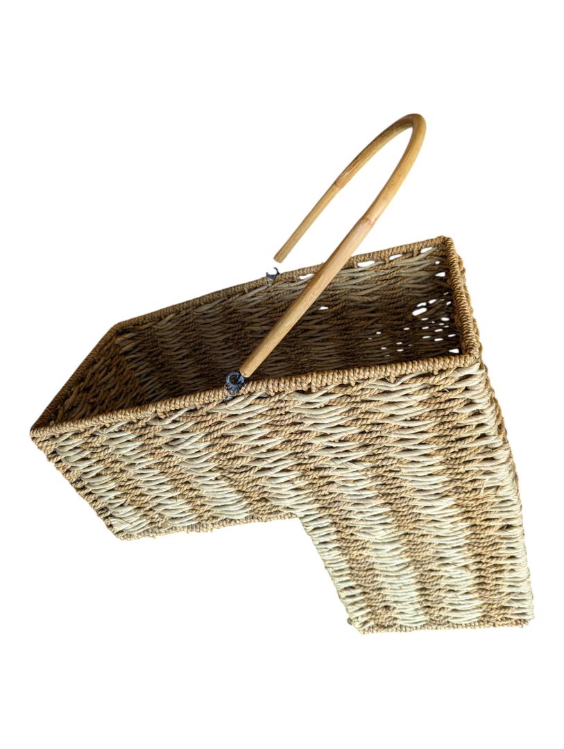 Woven Natural Fibre Basket with Handle