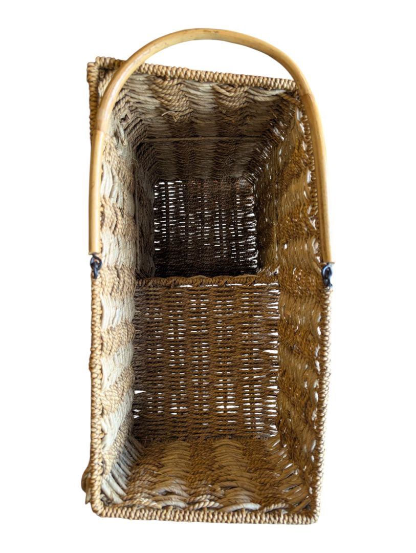 Woven Natural Fibre Basket with Handle
