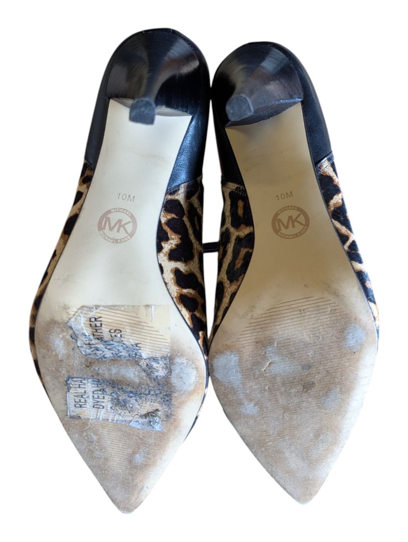 Michael Kors Leopard Print Zip-Front Heels – Size 10M