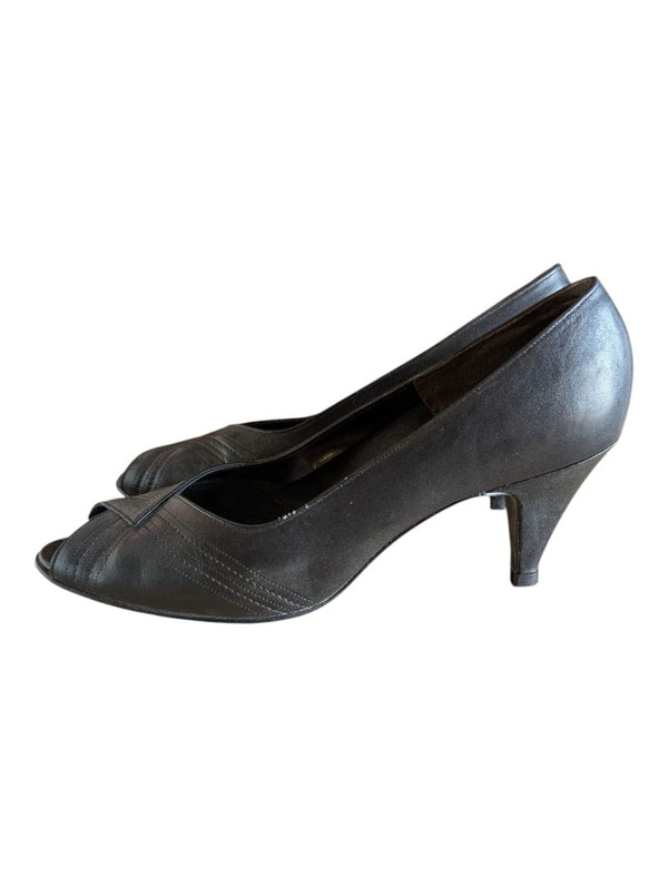 Naturalizer Black Leather Peep-Toe Heels – Size 9
