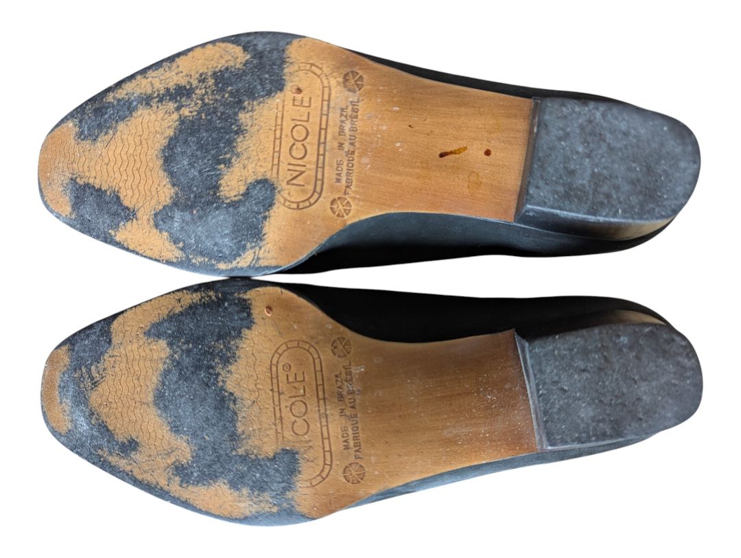 Nicole Tessa Black Nubuck Low-Heel Loafers – Size 8.5M