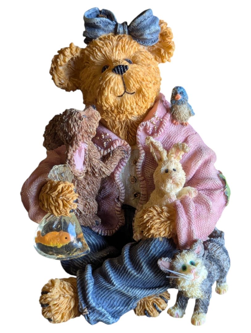 Mixed Animal & Bear Figurine Lot – Boyds Bears, Priscilla Hillman & Decorative Rabbit Pieces