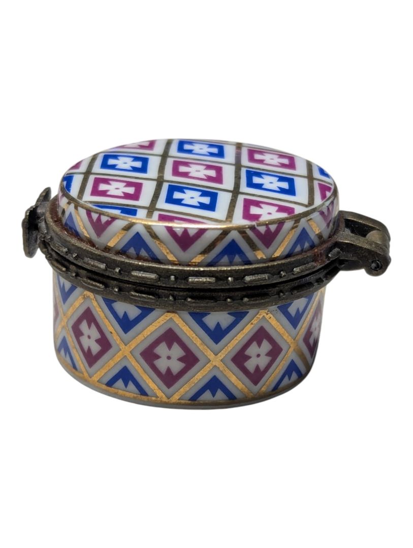 Porcelain Art Geometric Porcelain Trinket Box / Pillbox