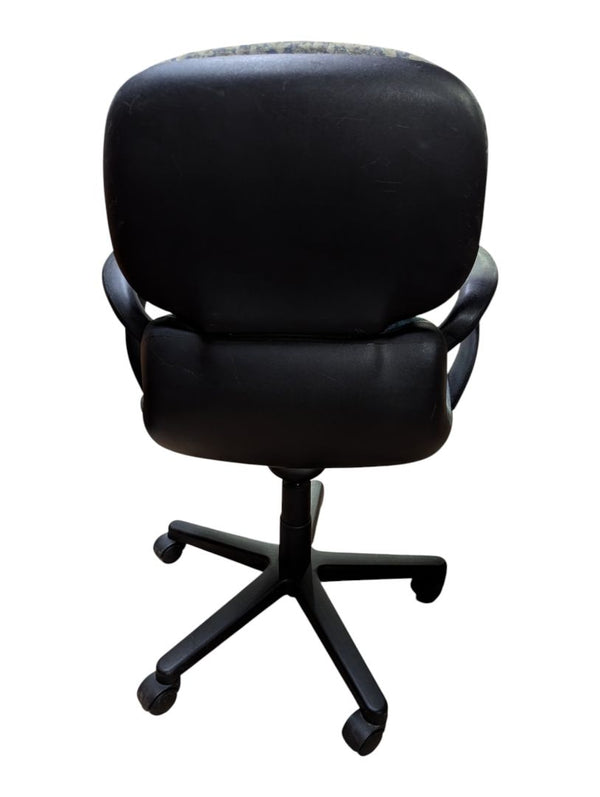 Green Patterned Swivel Office Chair with Arms