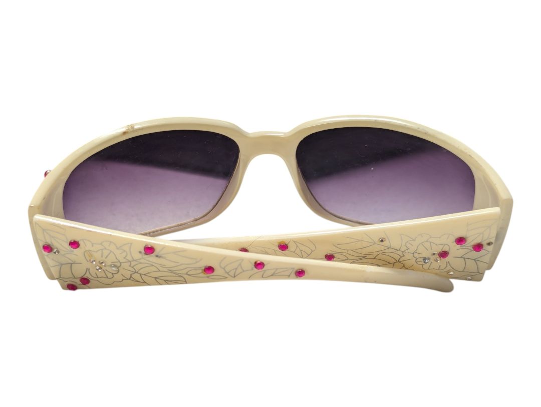 Lot of 2 Fashion Sunglasses