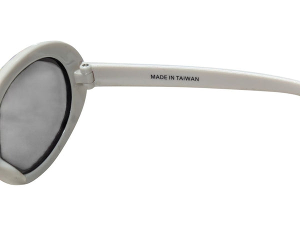 Lot of 4 Children’s Sunglasses – Marked as Claire’s Club & Seneca Business