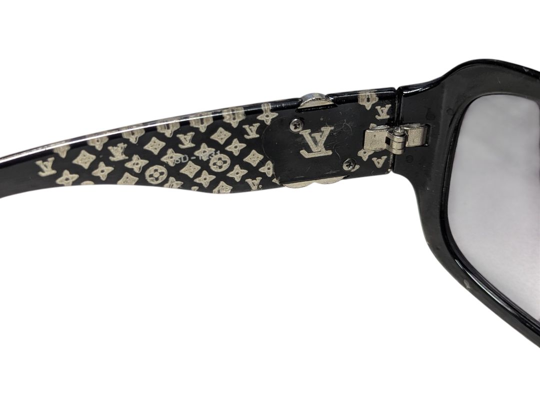 Lot of 2 Fashion Sunglasses – Marked as KARLDI & LV-Style Pattern Sunglasses