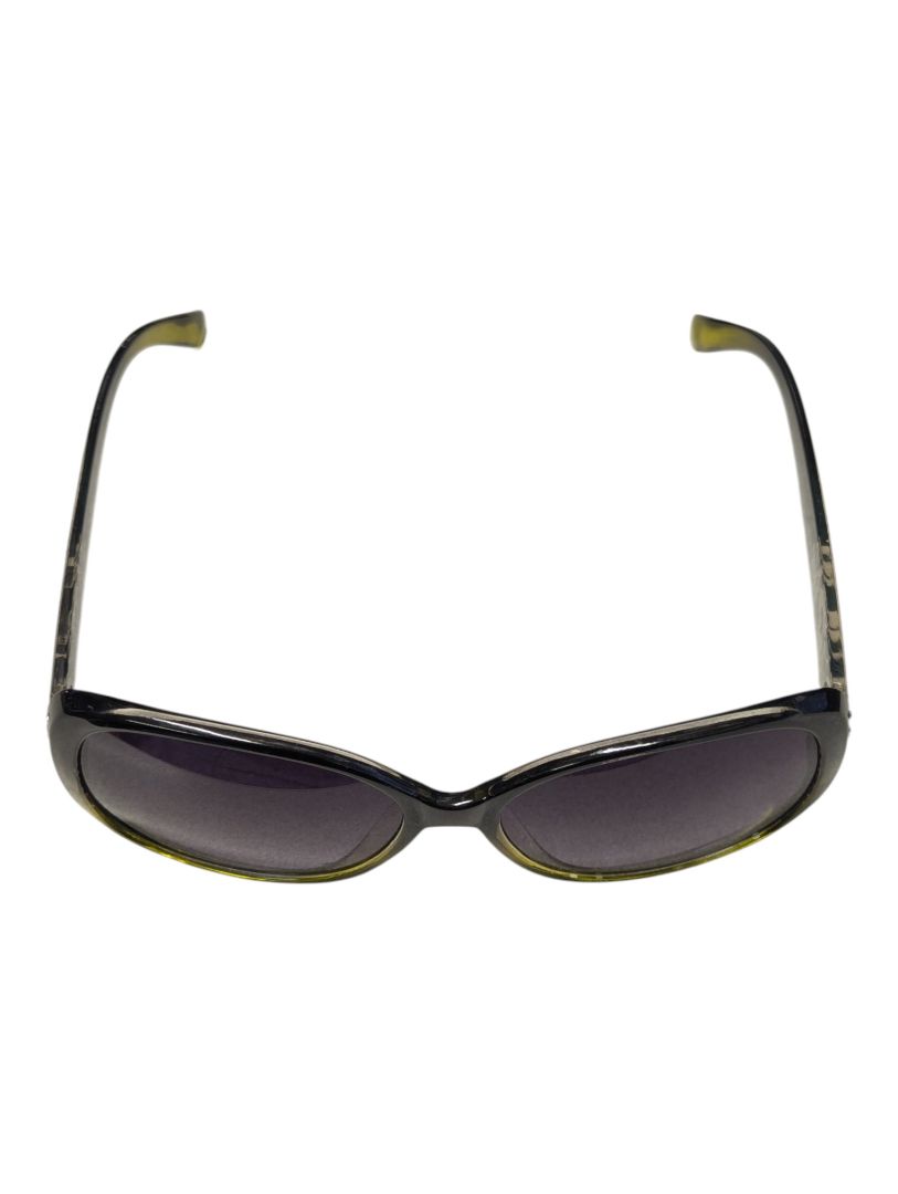 Lot of 2 Fashion Sunglasses – Marked as Alfred Sung & Floral Temple Sunglasses