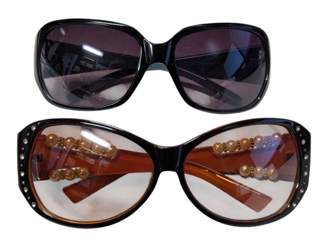Lot of 2 Fashion Sunglasses – Marked as DG & Pearl Accent Sunglasses