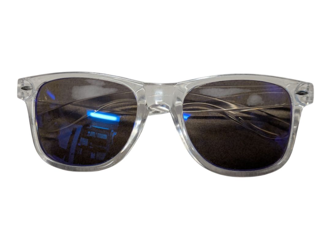 Lot of 2 Sunglasses – Marked as Bluenotes & Unbranded