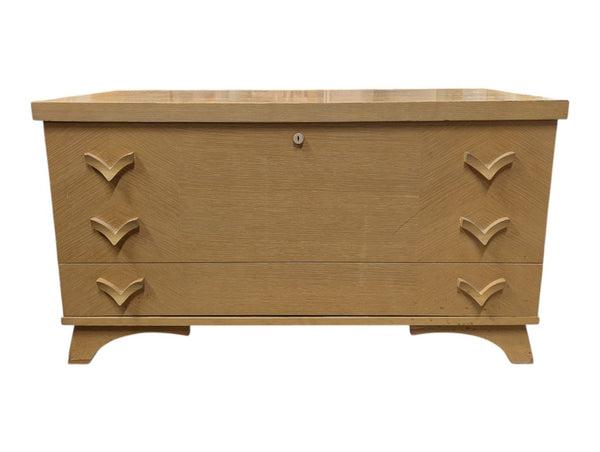Vintage Cedar Blanket Chest by Hoderich Furniture Co. Ltd. (Made in Canada)