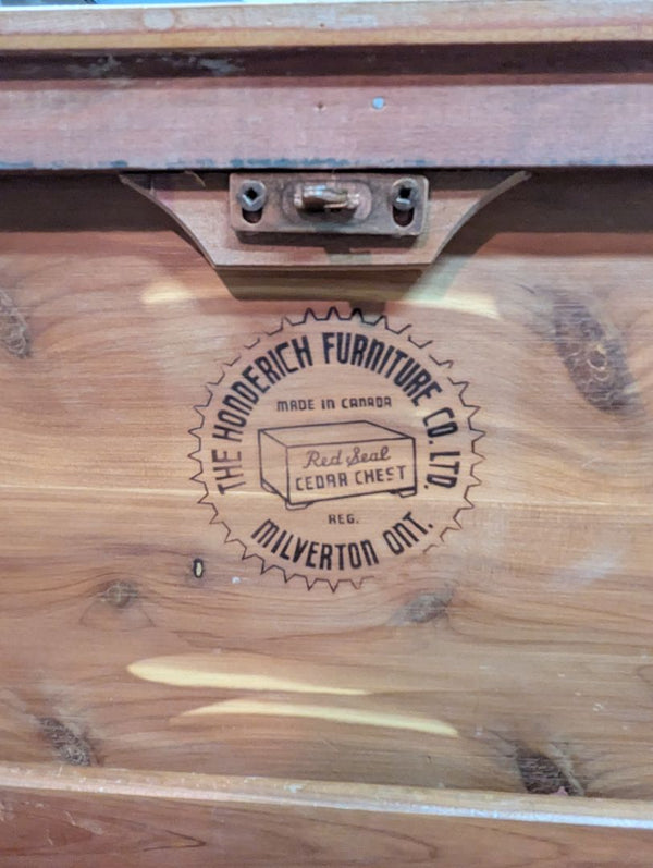 Vintage Cedar Blanket Chest by Hoderich Furniture Co. Ltd. (Made in Canada)