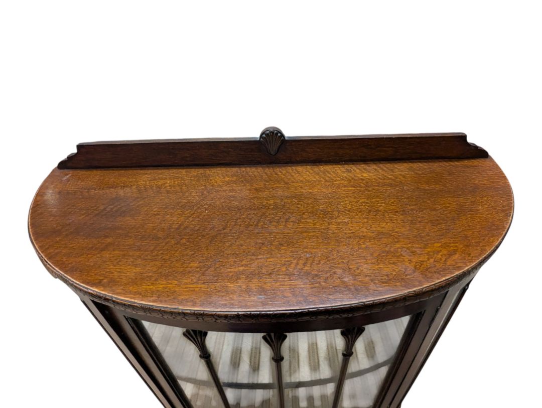 Antique-Style Curved Glass Display Cabinet with Claw Feet