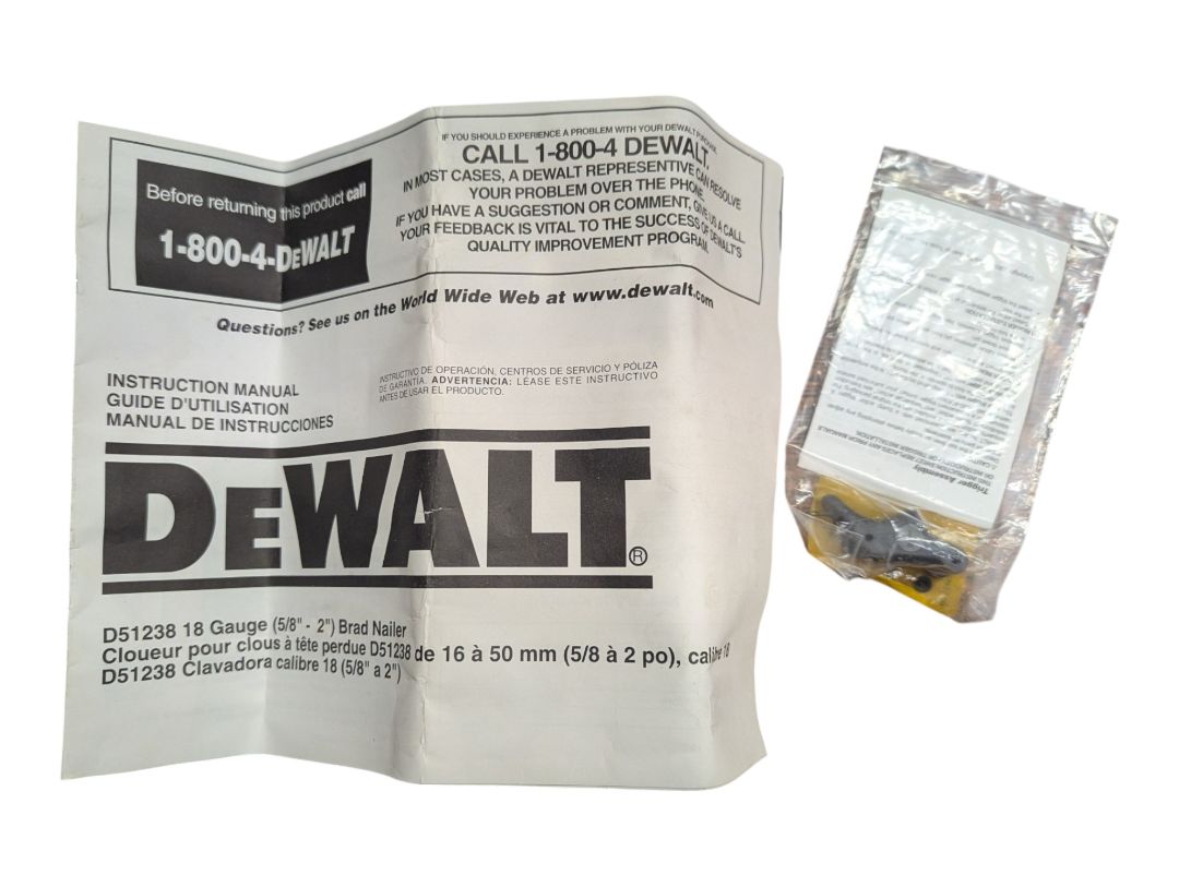 DeWalt D51238 18-Gauge Pneumatic Brad Nailer Kit