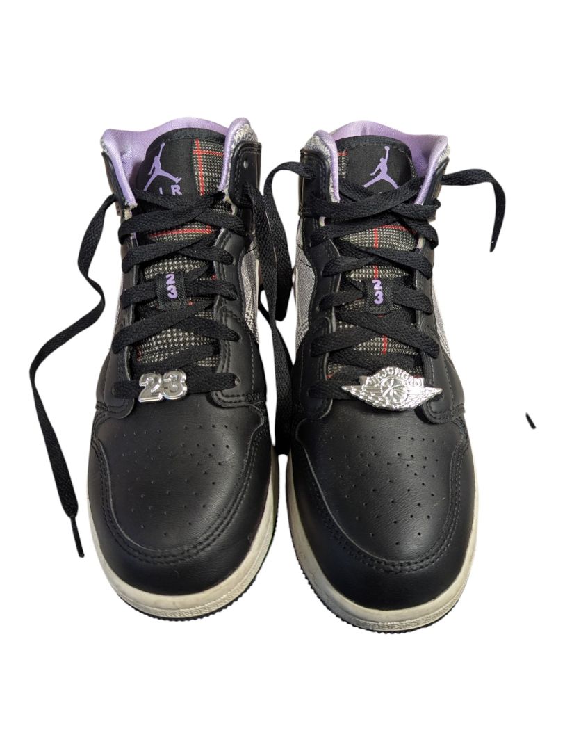 Air Jordan 1 Mid GS 