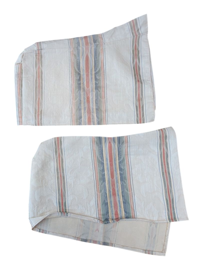Sherling Upholstering Ltd. Upholstered Sofa with Matching Pillows