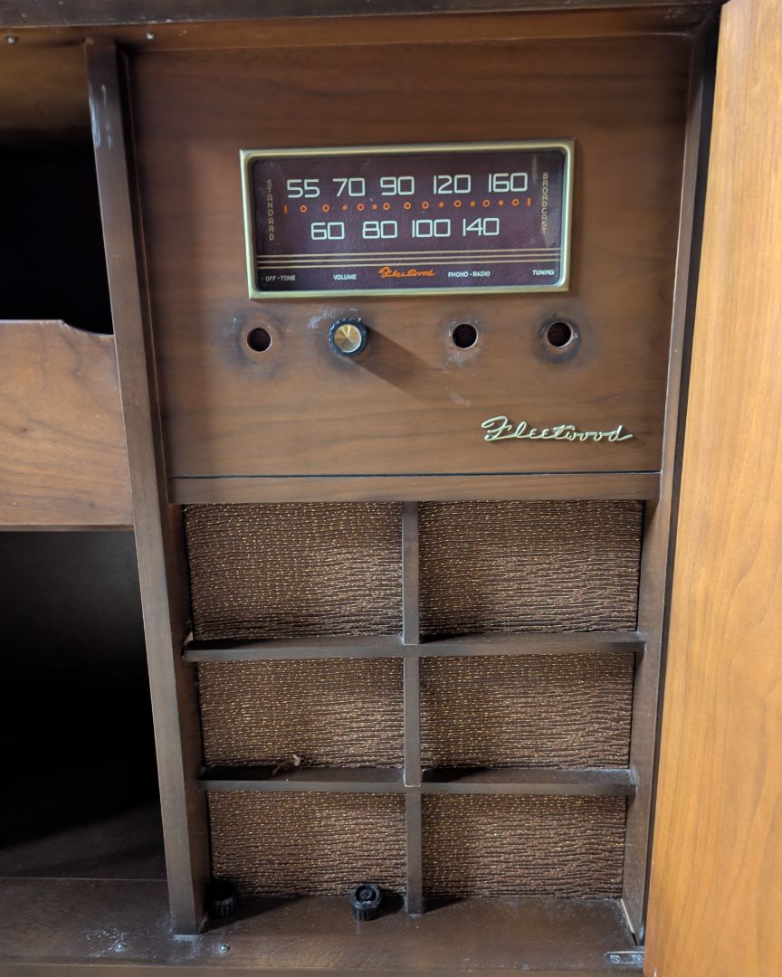 Fleetwood Vintage Radio Console Cabinet