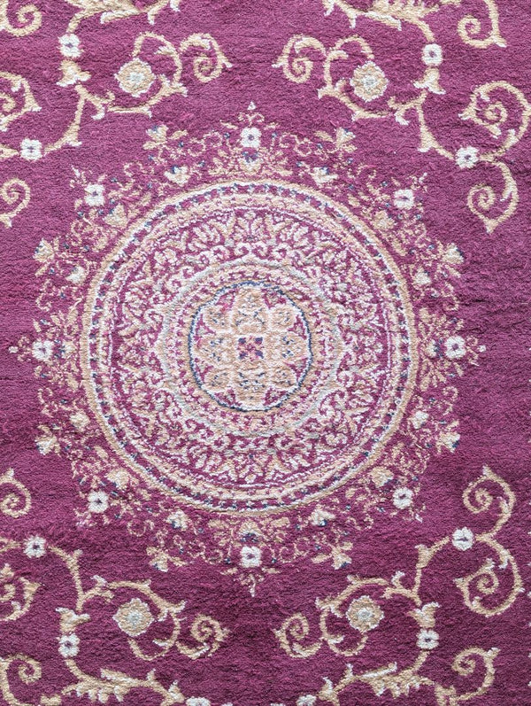 Victory Collection Belgian-Style Burgundy & Cream Area Rug