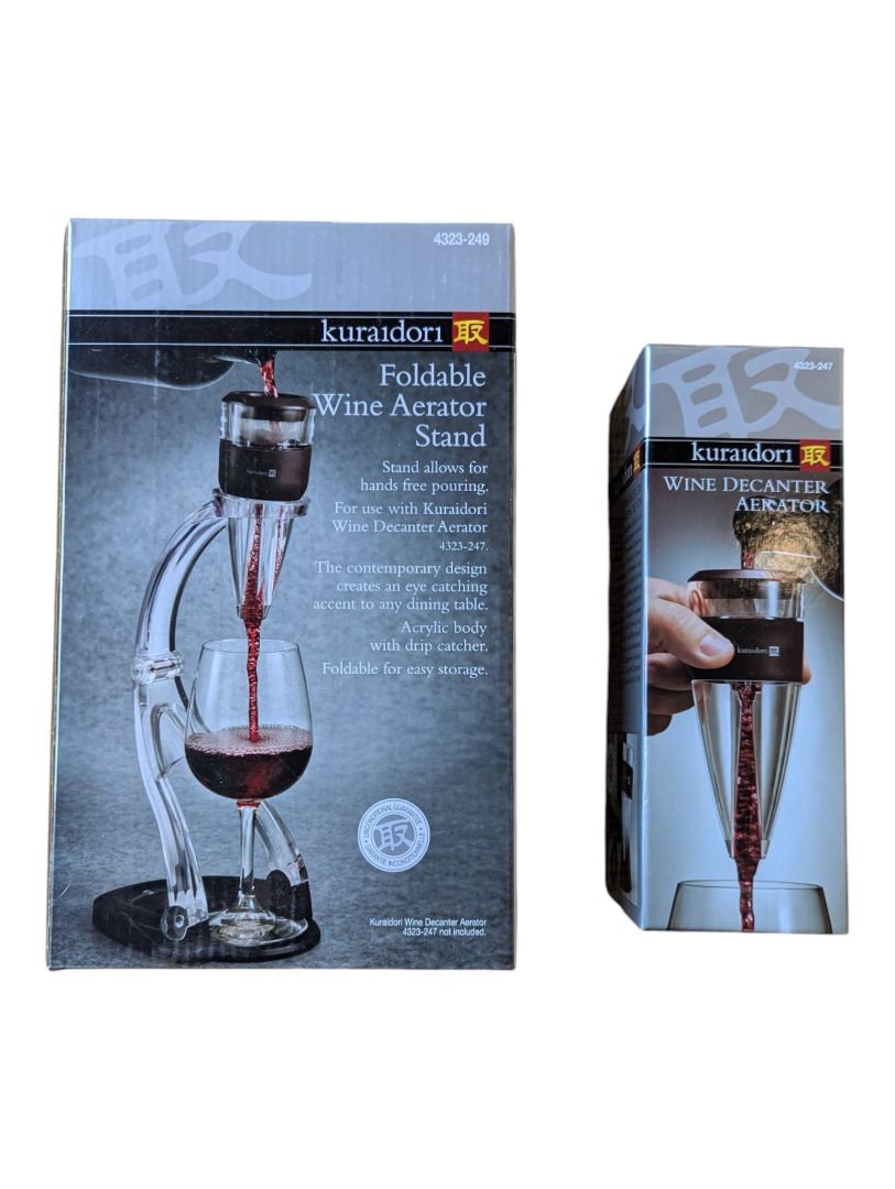 Kuraidori Wine Decanter Aerator with Foldable Stand – Boxed Set