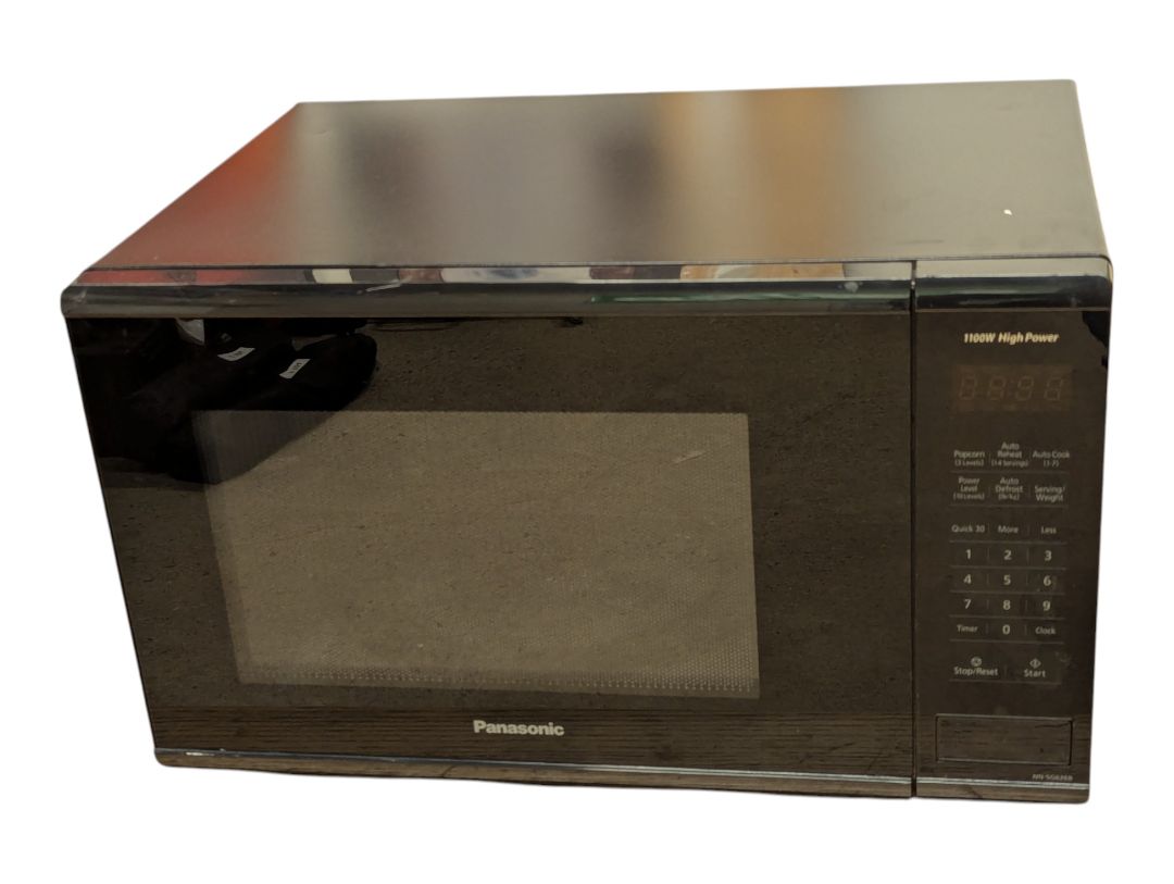 Panasonic 1100W Countertop Microwave Oven