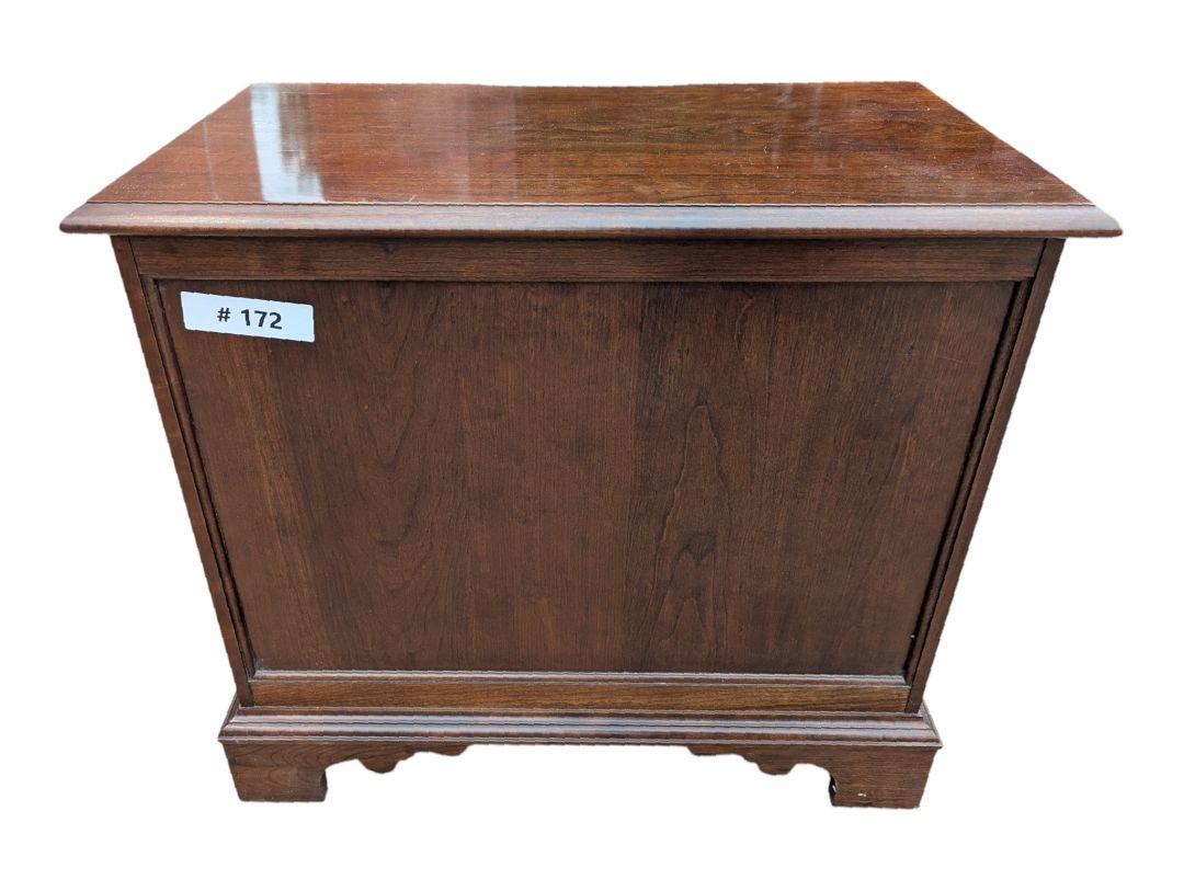 Traditional Three-Drawer Bachelor Chest / Nightstand