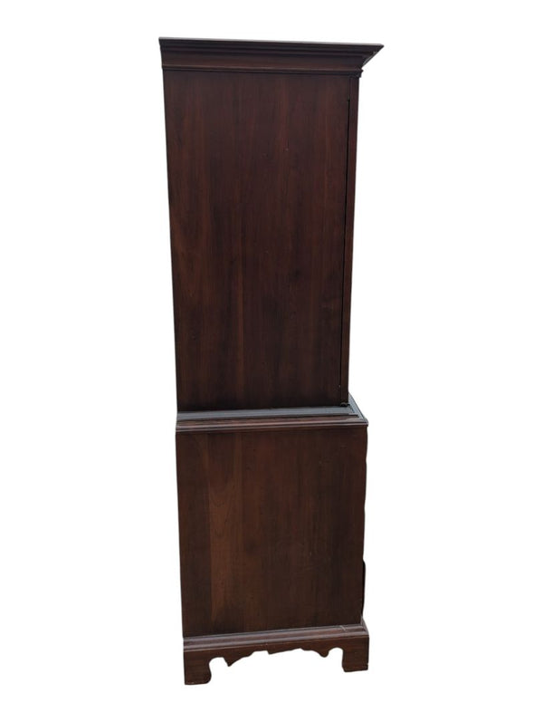 Durham Furniture Cherry-Finish Entertainment Armoire