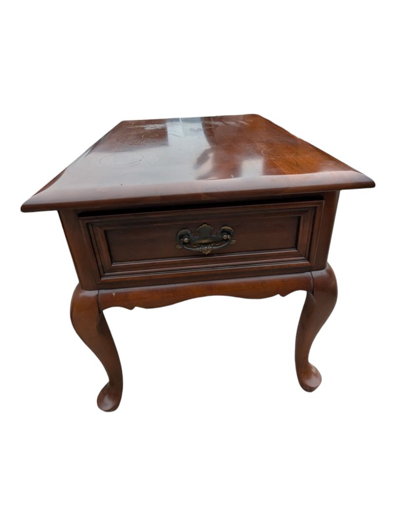Pair of Traditional Wood End Tables with Cabriole Legs