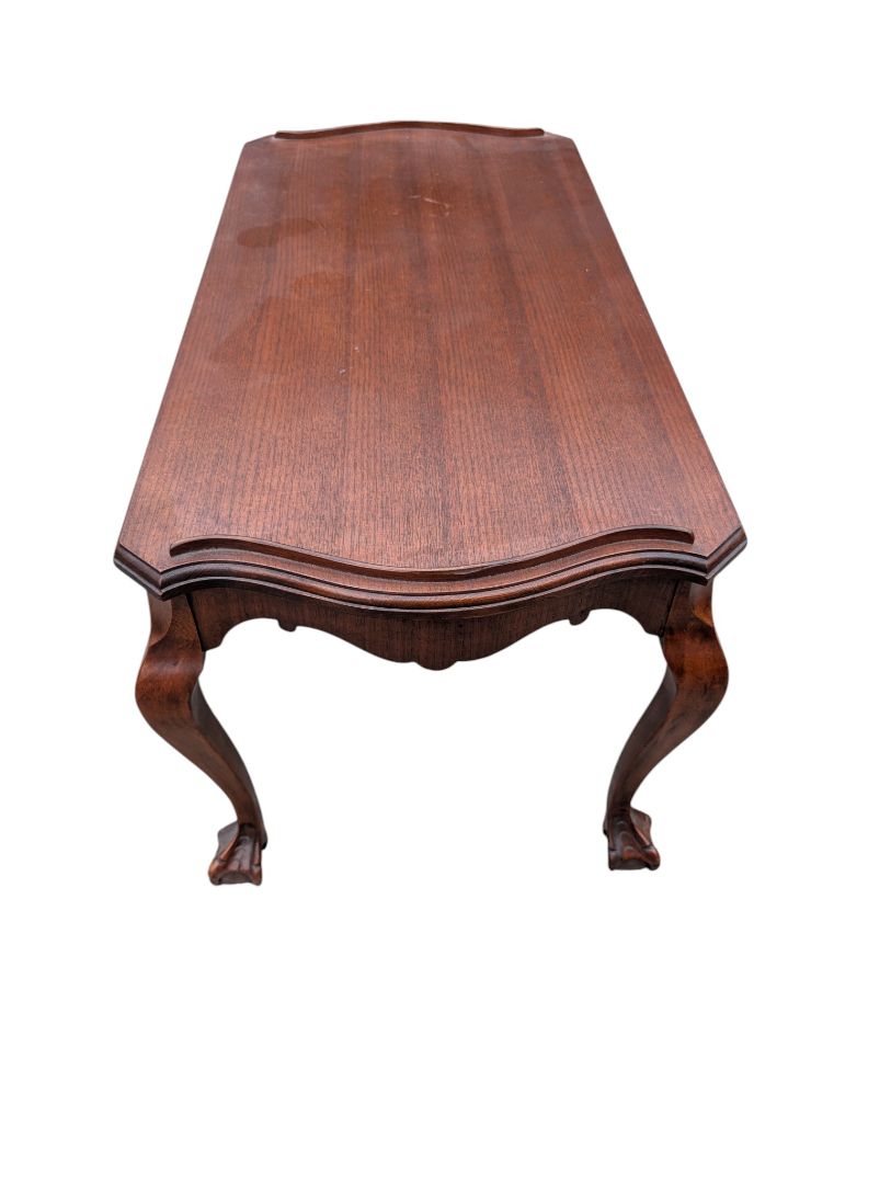 Traditional Queen Anne Style Mahogany Coffee Table