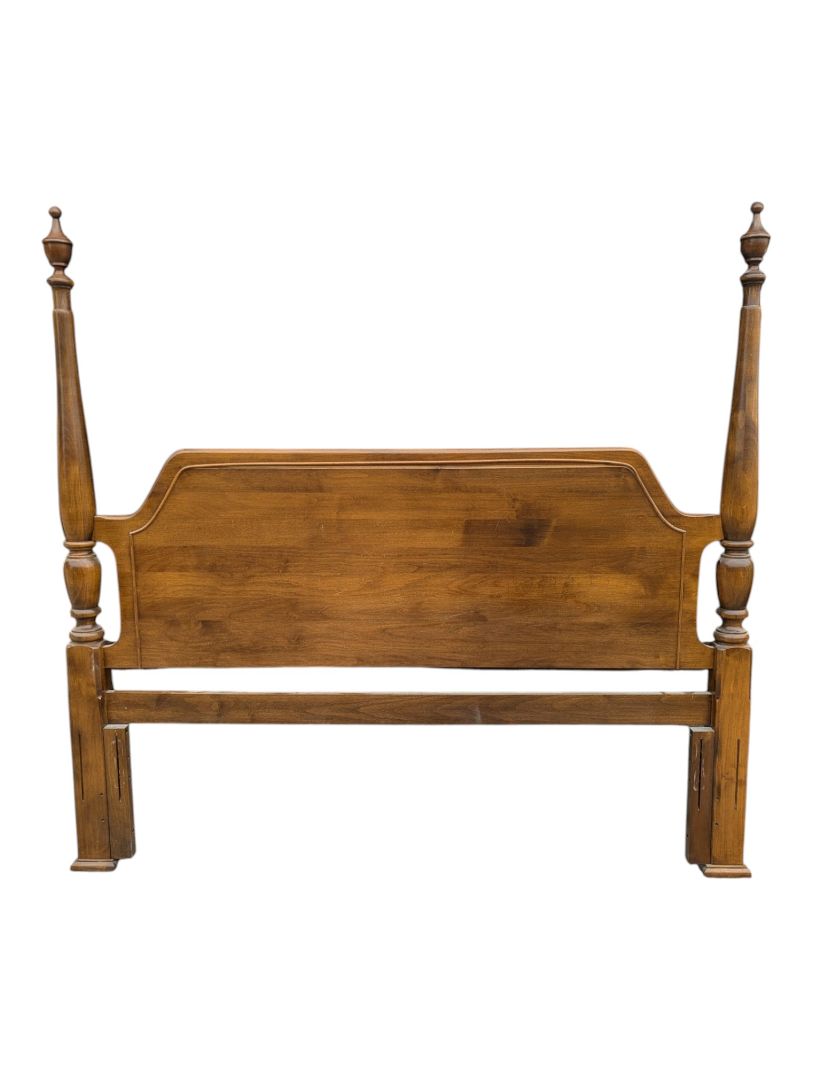Queen-Size Traditional Four-Poster Wooden Bed Frame