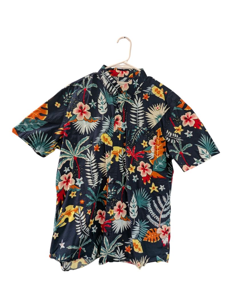Aeropostale Tropical Floral Short Sleeve Shirt