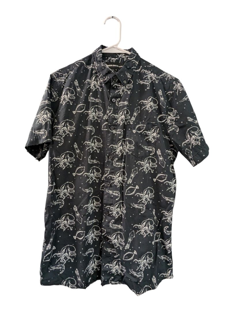 Molokai Surf Co. Black Sea Life Print Short Sleeve Shirt – M