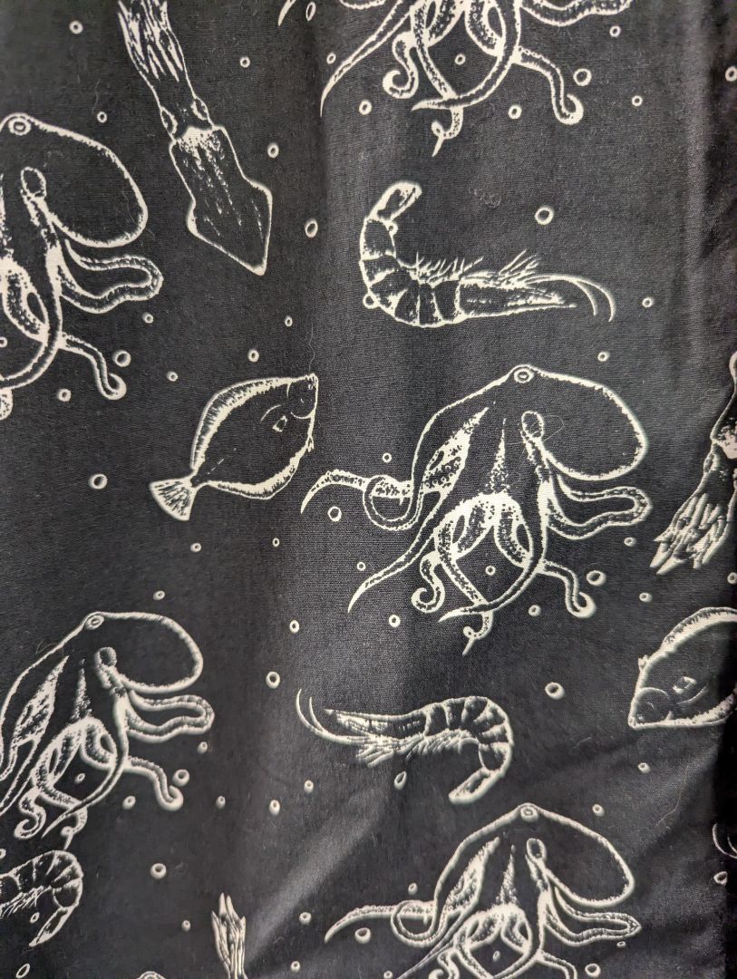 Molokai Surf Co. Black Sea Life Print Short Sleeve Shirt – M