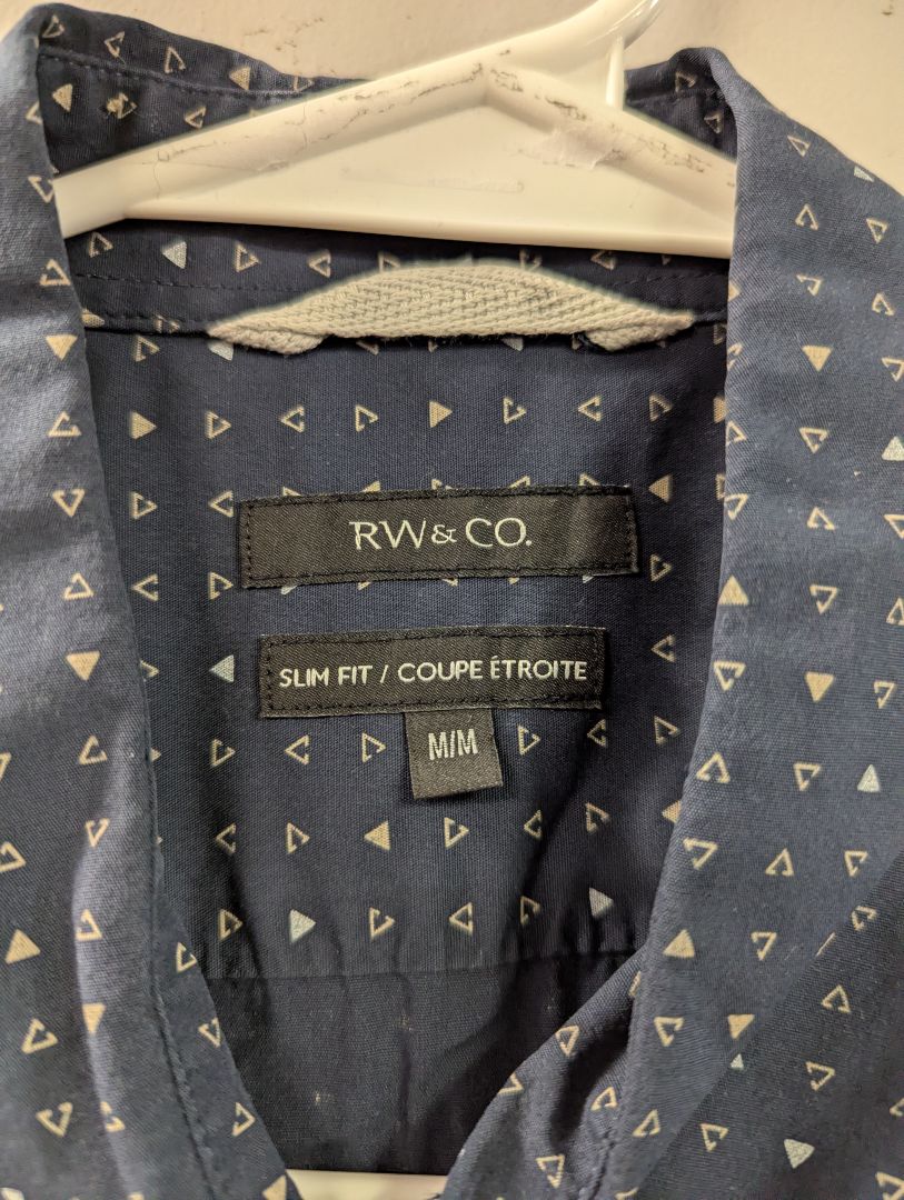 RW&CO. Slim Fit Geometric Print Short-Sleeve Shirt – Medium
