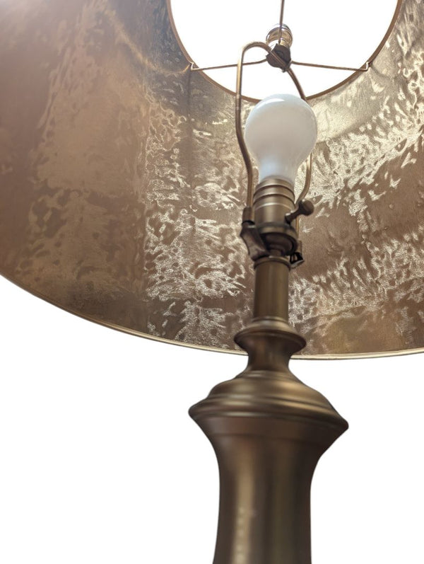 Vintage Brass-Tone Table Lamp with Cream Shade