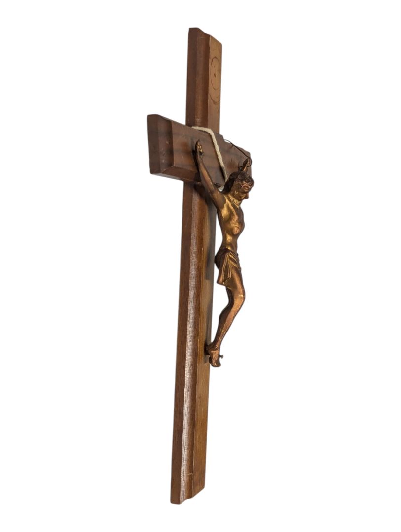 Set of 2 - Vintage Crucifix Crosses
