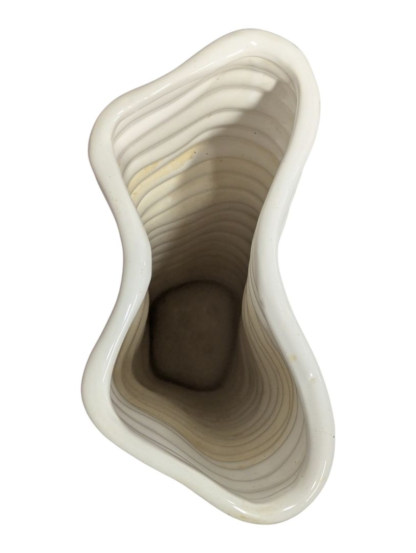 White Wavy Ribbed Ceramic Vase