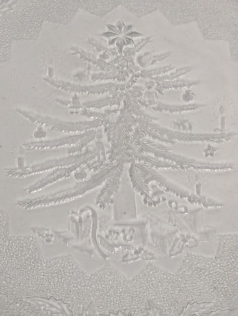 Holiday Season Glass Christmas Tree Serving Platter