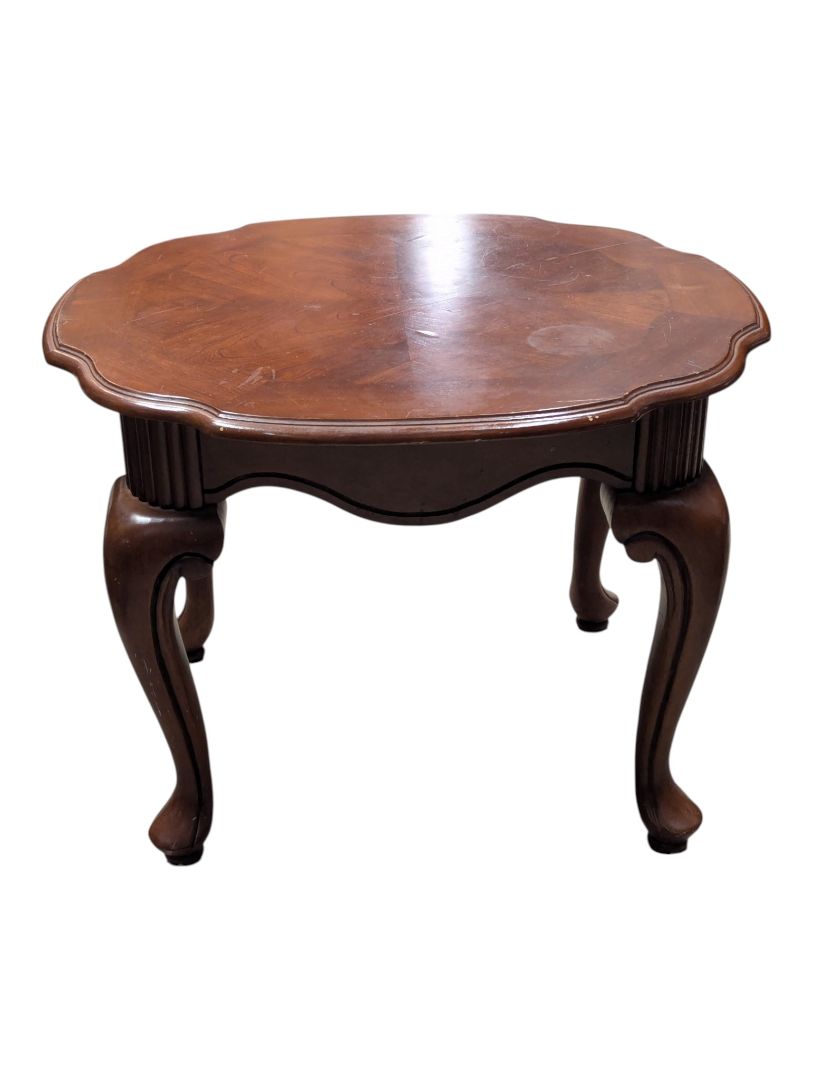 Traditional Queen Anne Style Wood Side Table