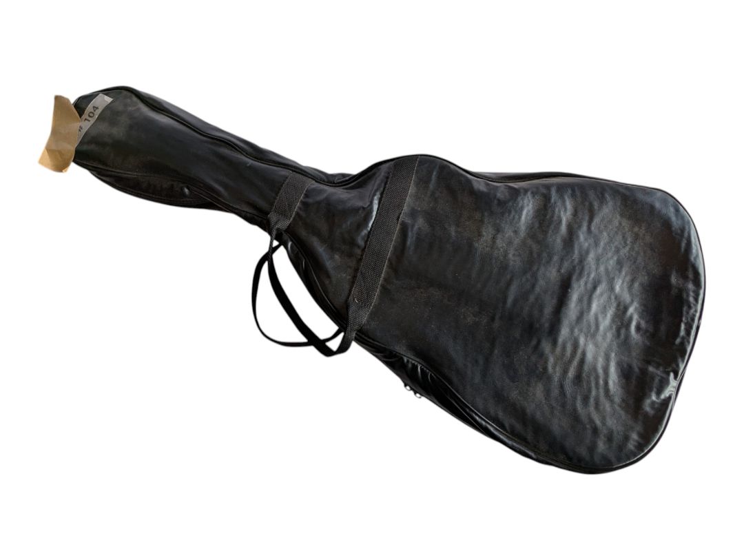 Yamaha Junior 3/4-Size Acoustic Guitar with Gig Bag