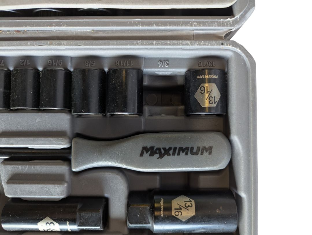 Mastercraft Maximum Socket & Mechanic's Tool Set with Carrying Case
