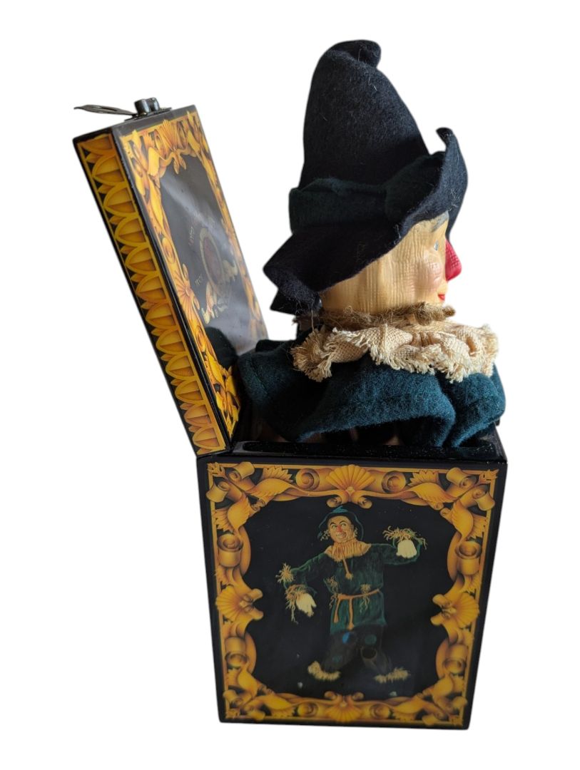 Enesco The Wizard of Oz Scarecrow Musical Jack-in-the-Box – 50th Anniversary Collection