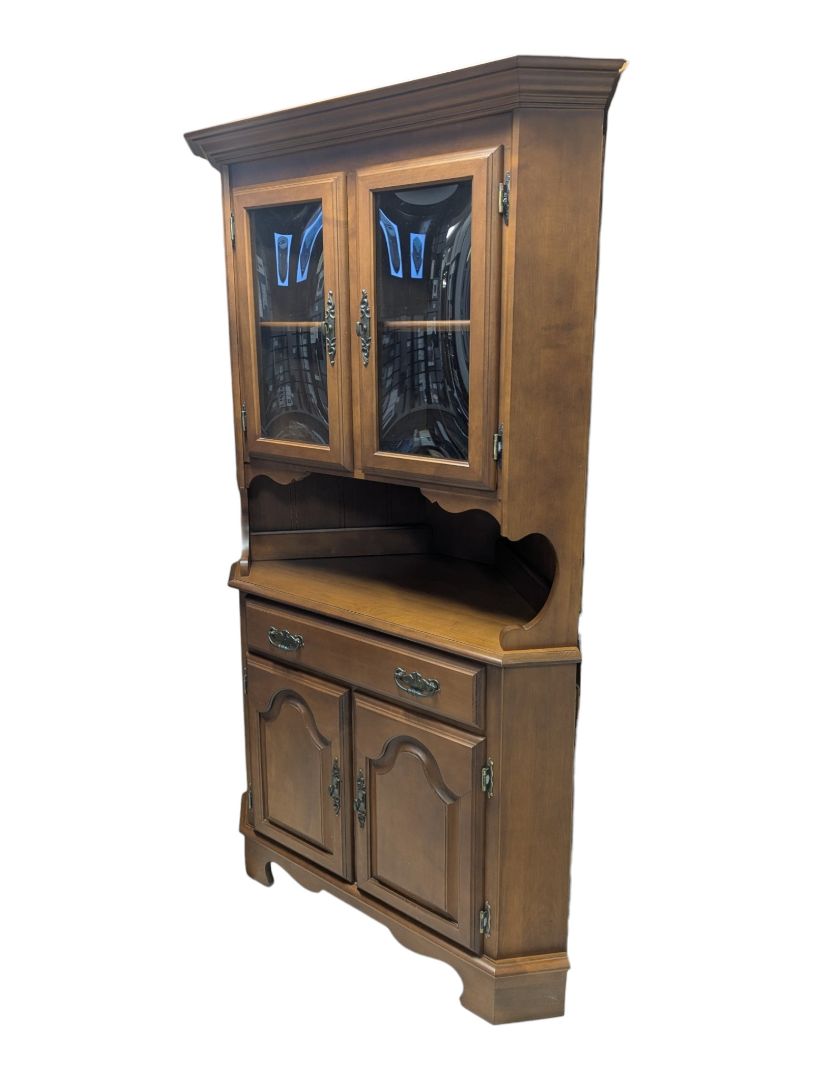 Krug Bros. Saugeen Maple Corner China Cabinet