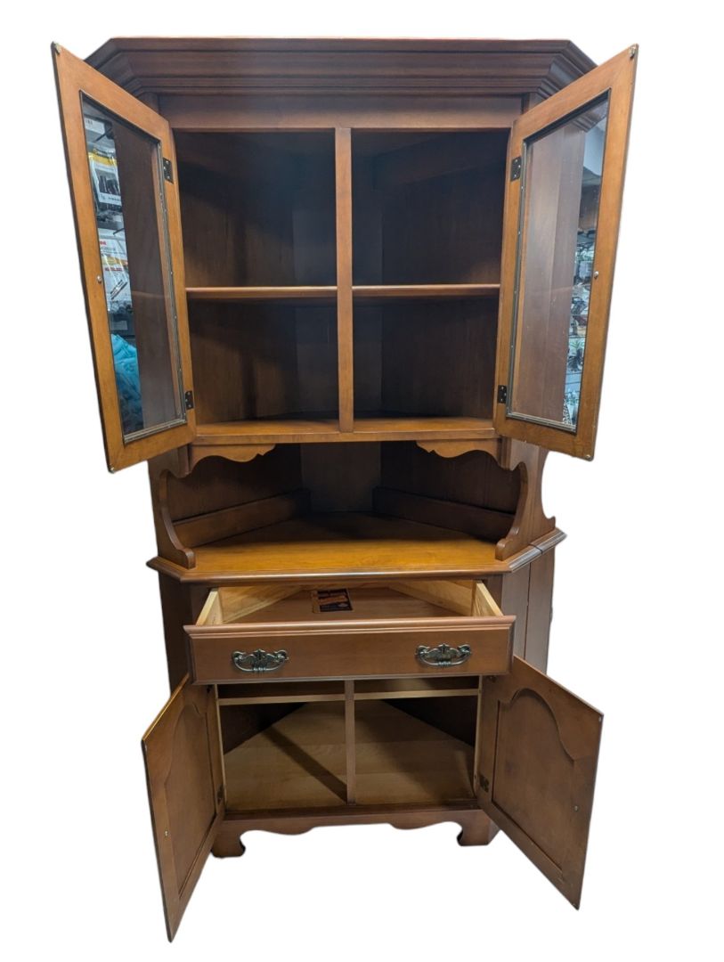 Krug Bros. Saugeen Maple Corner China Cabinet