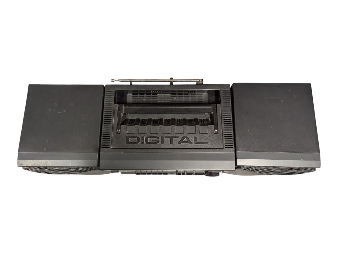 Vintage Hitachi MS-W560HC Dual Cassette Stereo Boombox Radio with Speakers