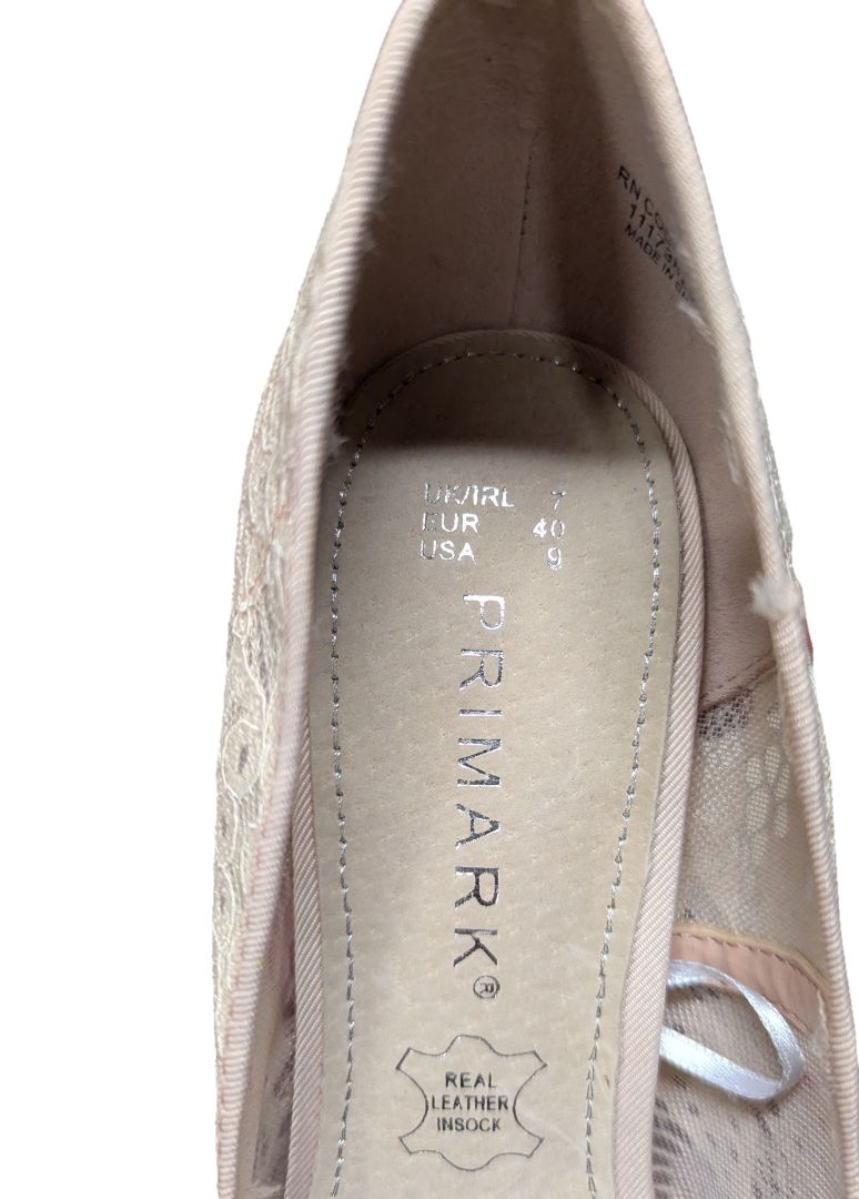 Primark Cream Lace Pointed-Toe Heels – Size 9