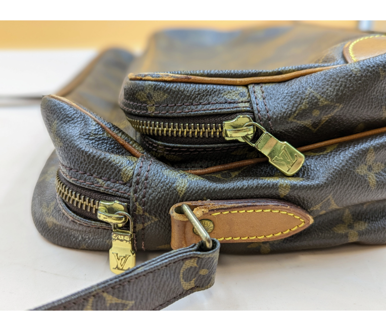 Louis Vuitton Shoulder Bag Jewelry KW Consignment Inc. 1370.00