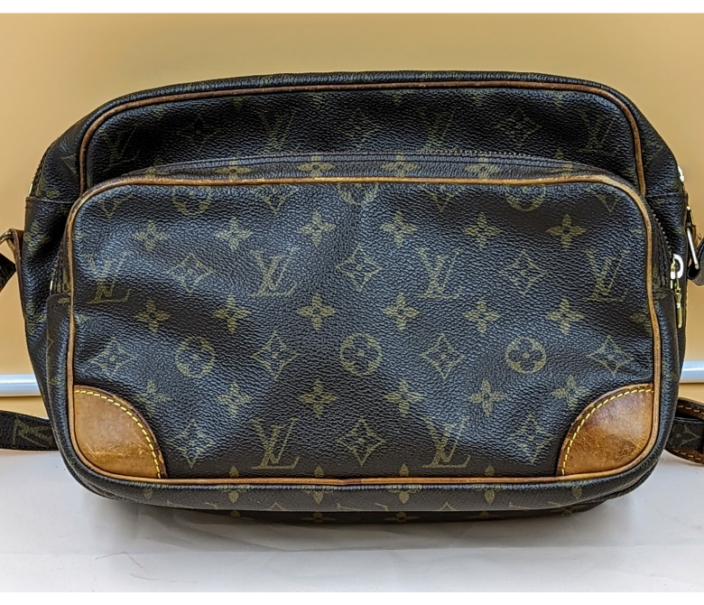 Louis Vuitton Shoulder Bag Jewelry KW Consignment Inc. 1370.00