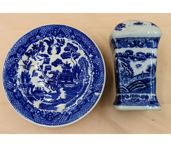 Blue Willow Dessert Set & Hair Pin Holder Furniture & Home Decor KW Consignment Inc. 60.00