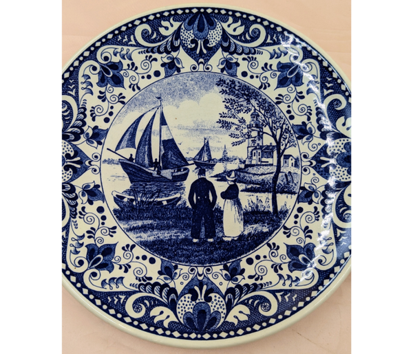 Set of 2 Blue Wall Plates Furniture & Home Decor KW Consignment Inc. 45.00