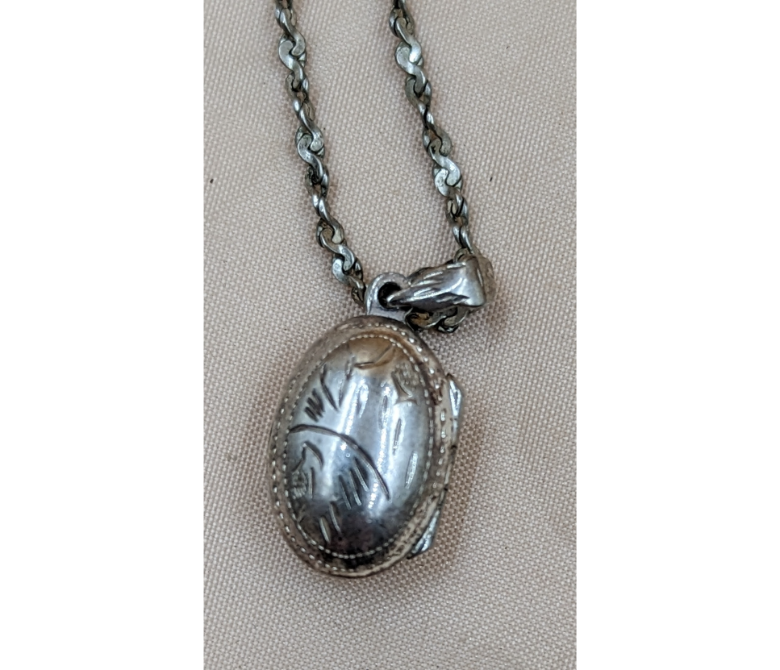 Vintage Sterling Silver 925 Locket Jewelry KW Consignment Inc. 50.00